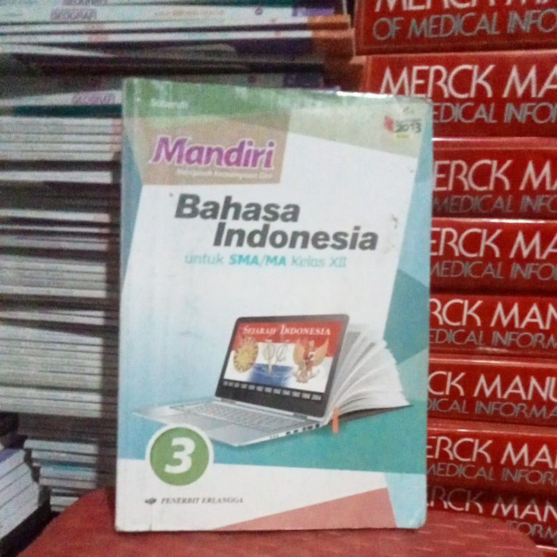 buku mandiri bahasa Indonesia untuk SMA kelas 12 penerbit Erlangga kurikulum 2013 edisi revisi pengarang sobandi-0