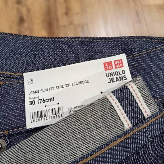 harga jeans uniqlo