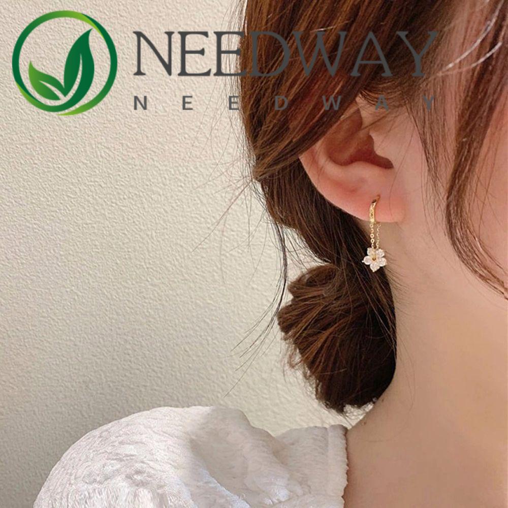 Needway  Shiny Dangle Earrings Senior Rhinestone Flower Hoop Earrings Women Elegant Sweet Korean Alloy Chain/Multicolor