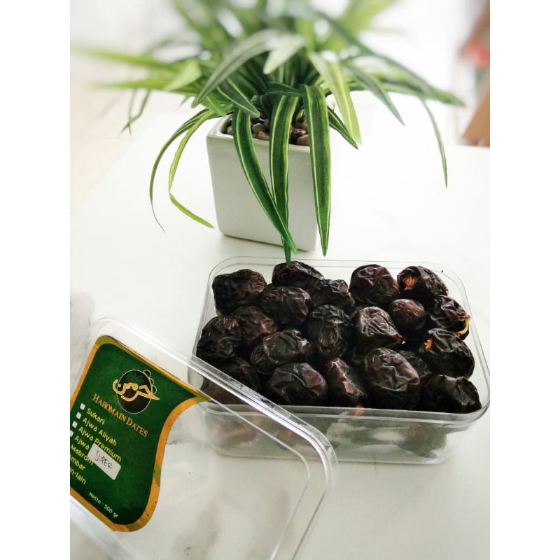 

KURMA | KURMA AJWA | AJWA PREMIUM | AJWA SUPER | AJWA ORGANIK | BY HAROMAIN DATES