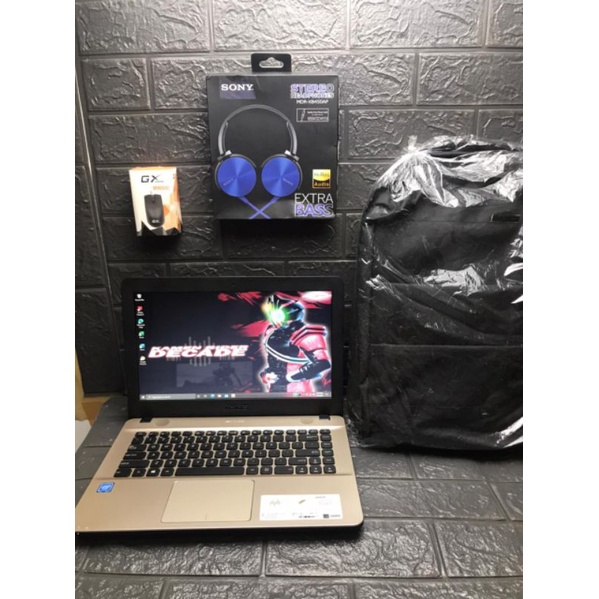 Jual DIJUAL LAPTOP SECOND Asus X441MA vivobook black gold Celeron 4000