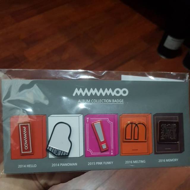 Mamamoo Official Goods - Album Badge