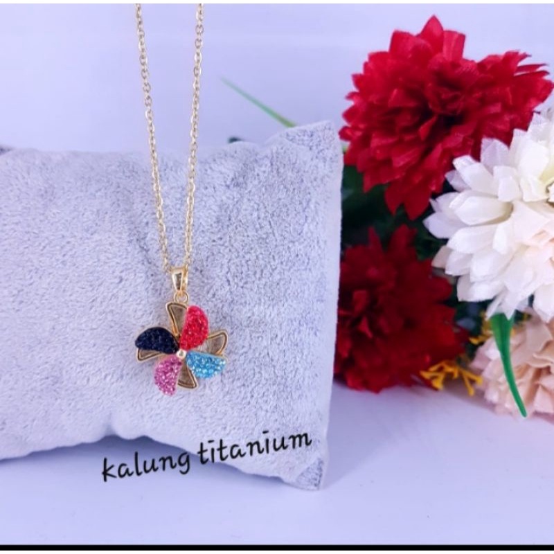 kalung titanium