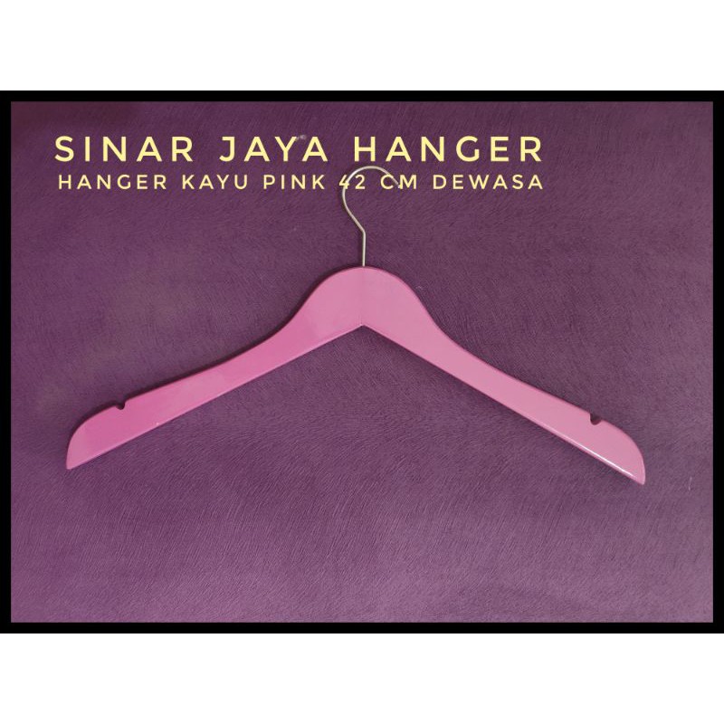 hanger kayu dewasa pink 42 cm per pcs