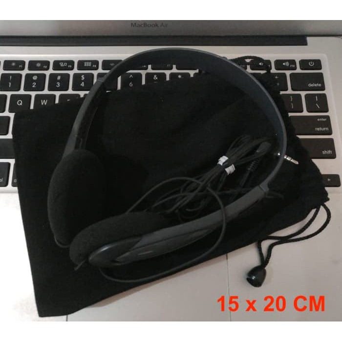 Kain Flanel Headphone Pouch Tempat Dompet Sarung 15x20 cm