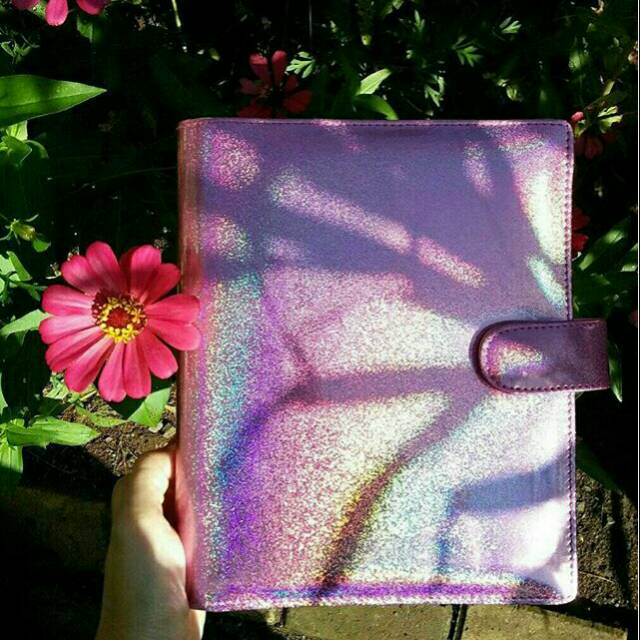 

BINDER HOLLOGRAM TERBARU