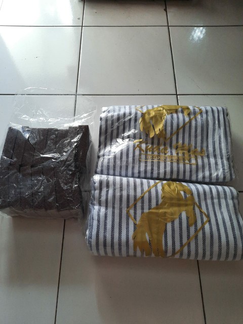 (1kg=70) Spon Pembersih Kerak Karat Panci Pot Wajan Magic Sponge Busa