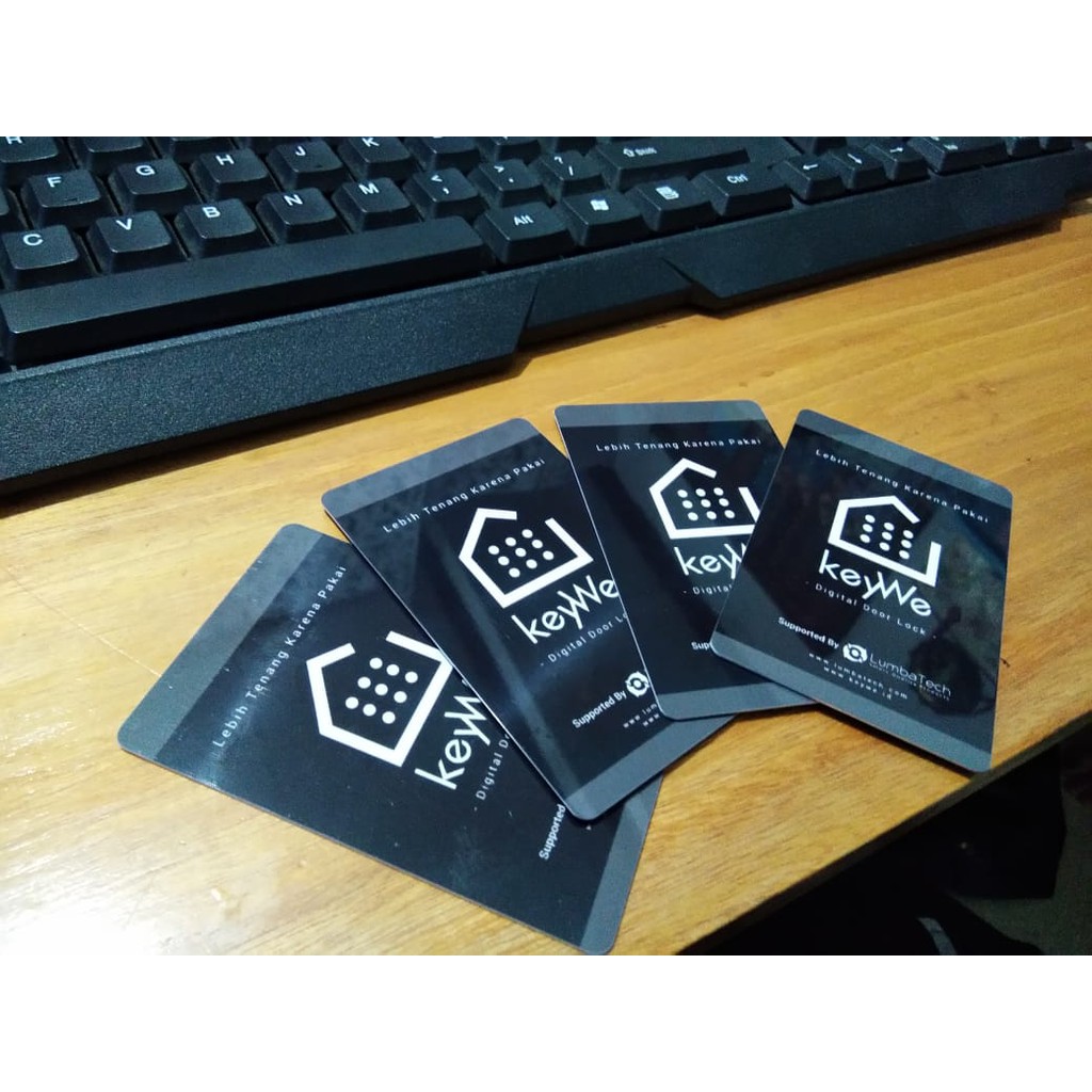 

Cetak Kartu RFID MIFARE Smart Card - (White Inkjet) Finishing Glossy