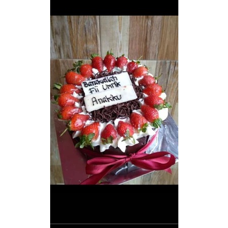 kue ulang tahun uk 16 bolu choklat bolu stroberry bolu ulang tahun bolu pengantin bolu khitan