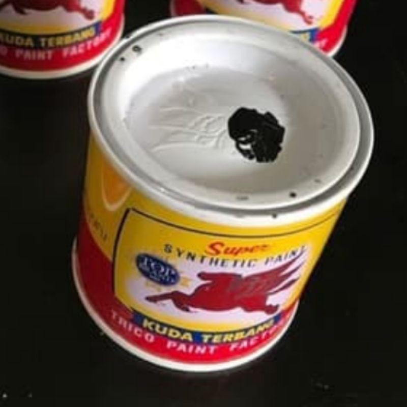 cat kayu cat minyak  cat kuda terbang  cat minyak hitam
