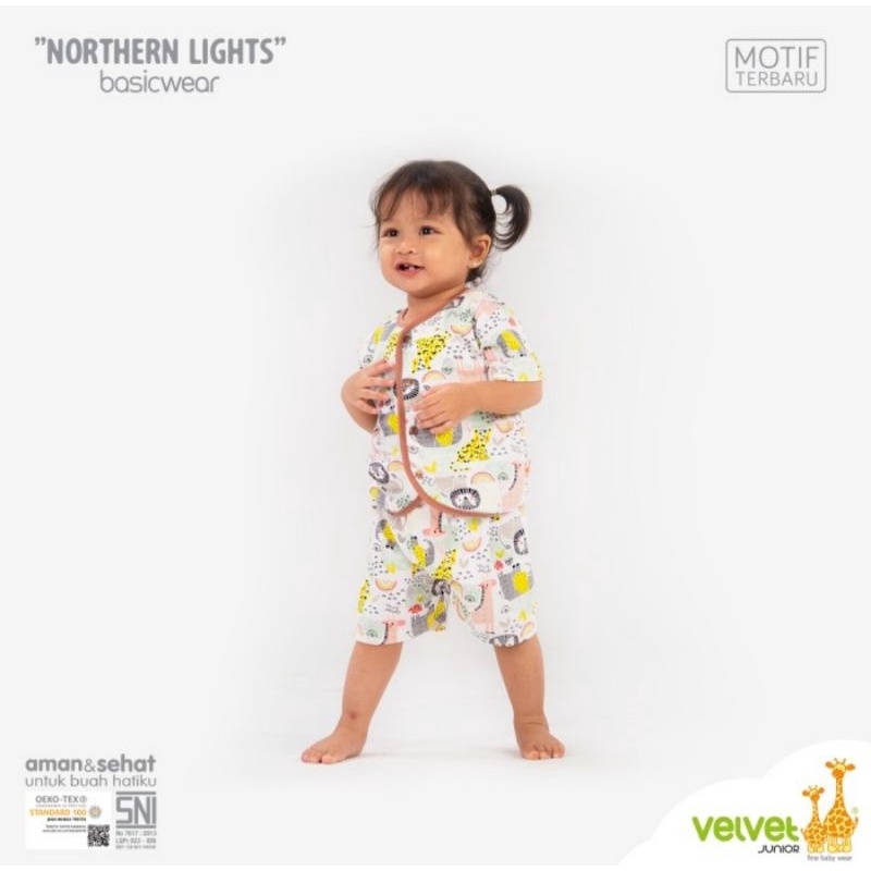 Velvet Junior Northern Lights Setelan Kancing Depan Lengan Pendek Celana Pendek