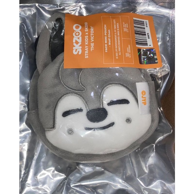 merch skzoo fluffy mini face pouch skz wolfchan stray kids bang chan