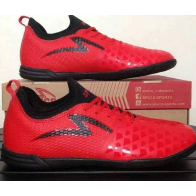 sepatu futsal SPECS CYANIDE BOA 19 IN emperored/black