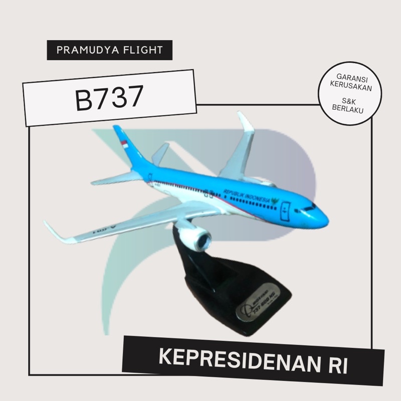 Miniatur pesawat kepresidenan RI B737