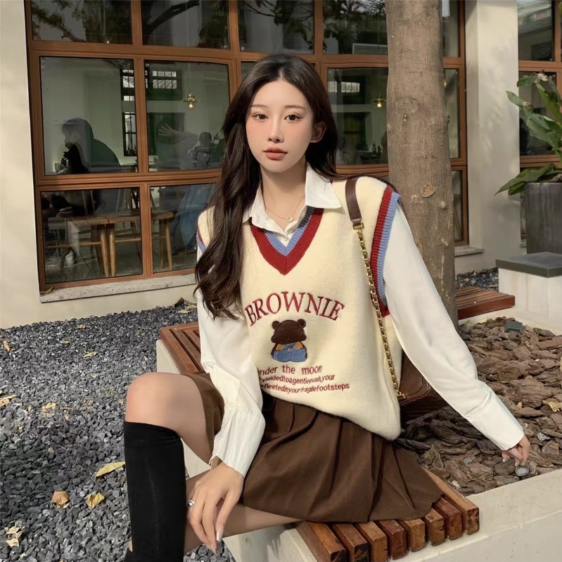 [ready stock] under the moon vest | atasan rompi rajut knit gambar beruang bordir aesthetic soft gir