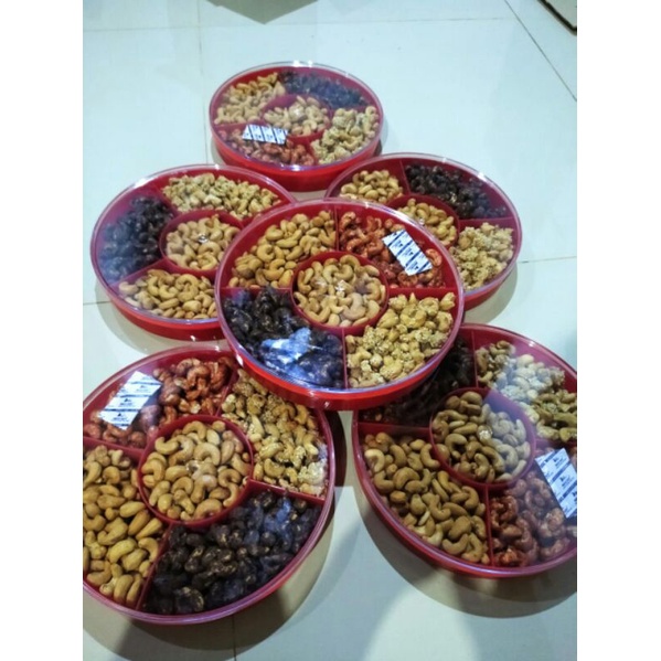 

KACANG METE ANEKA RASA | TERDAPAT RASA COKLAT, PEDAS, OVEN, GORENG, DAN WIJEN