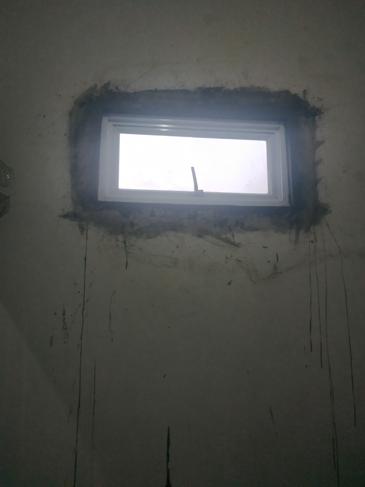 Jendela Aluminium 40 X 80 (jgn Lupa Klik Packing Kayu)