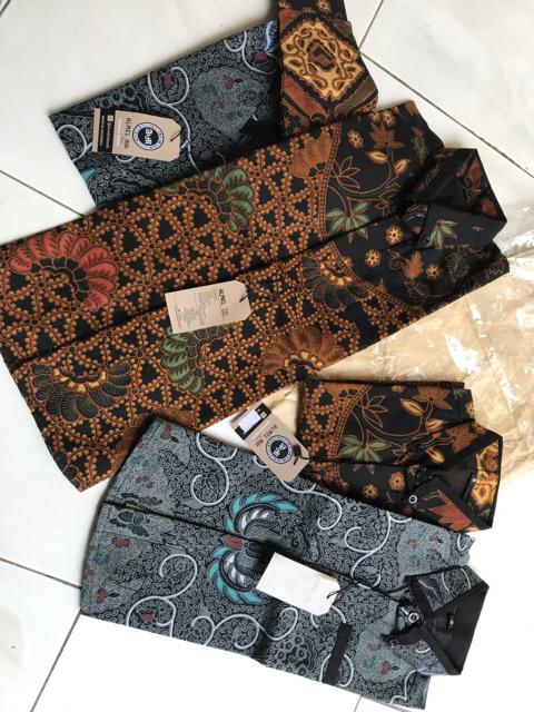 Baju Batik Anak Laki-laki Model Kekinian Dengan Cutting Slimfit