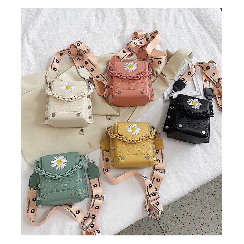 ready tas wanita import batam murah / selempang / slingbag / waistbag