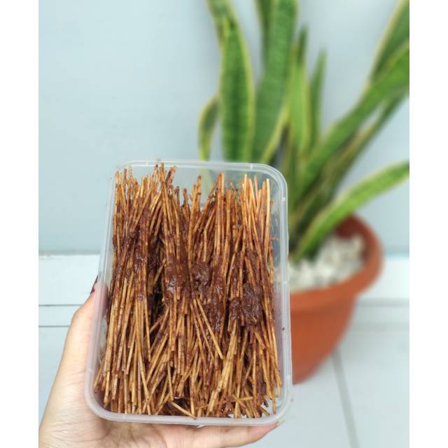 

Mister lidi coklat gimbal