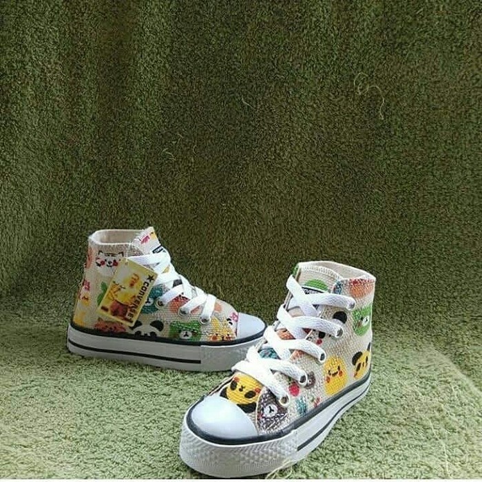 Aksesoris Bestseller Sepatu  Anak Lucu Converse Pendek 