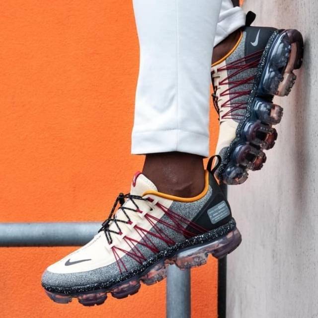 air vapormax run utility desert ore
