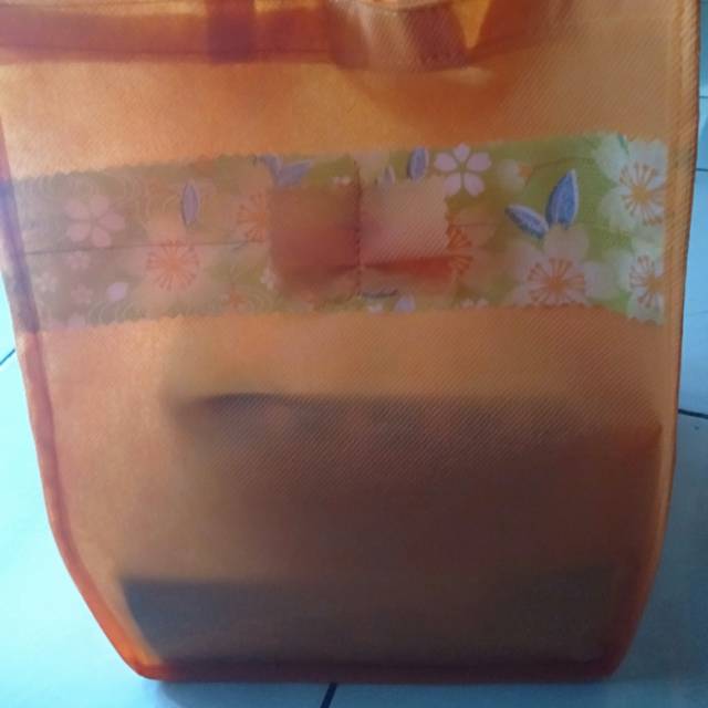 

tas hajatan uk 20x20 cm tebal + kotak snack kecil, tebal