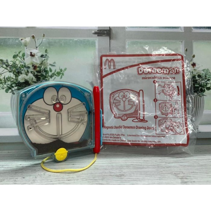 Happy Meal McDonald Doraemon Magnetic Doodle! Drawing Board - MISP