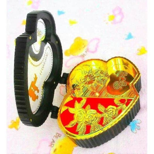 

kotak musik untuk kado ultah