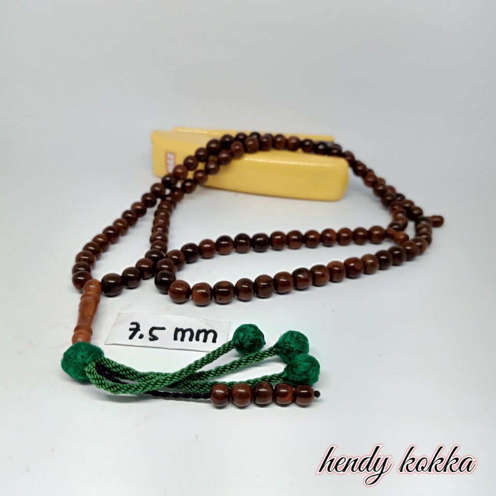 Tasbih kokka kaukah 99 bulat rumbai 7,5 mm coklat