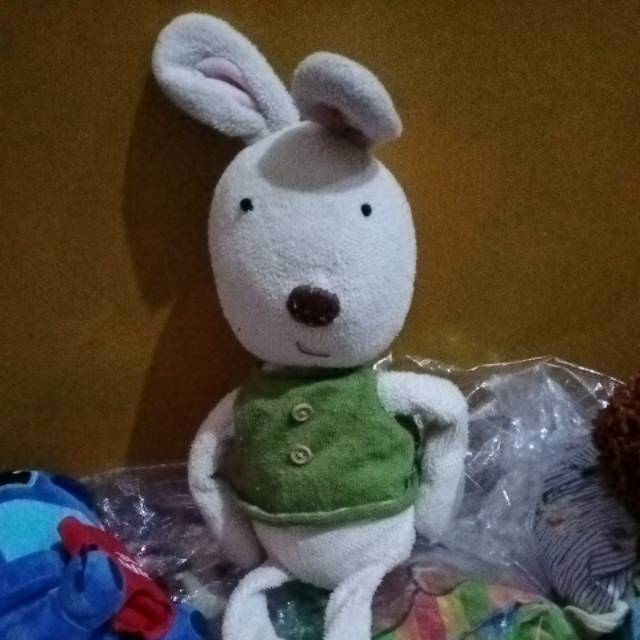 Boneka ala lesur