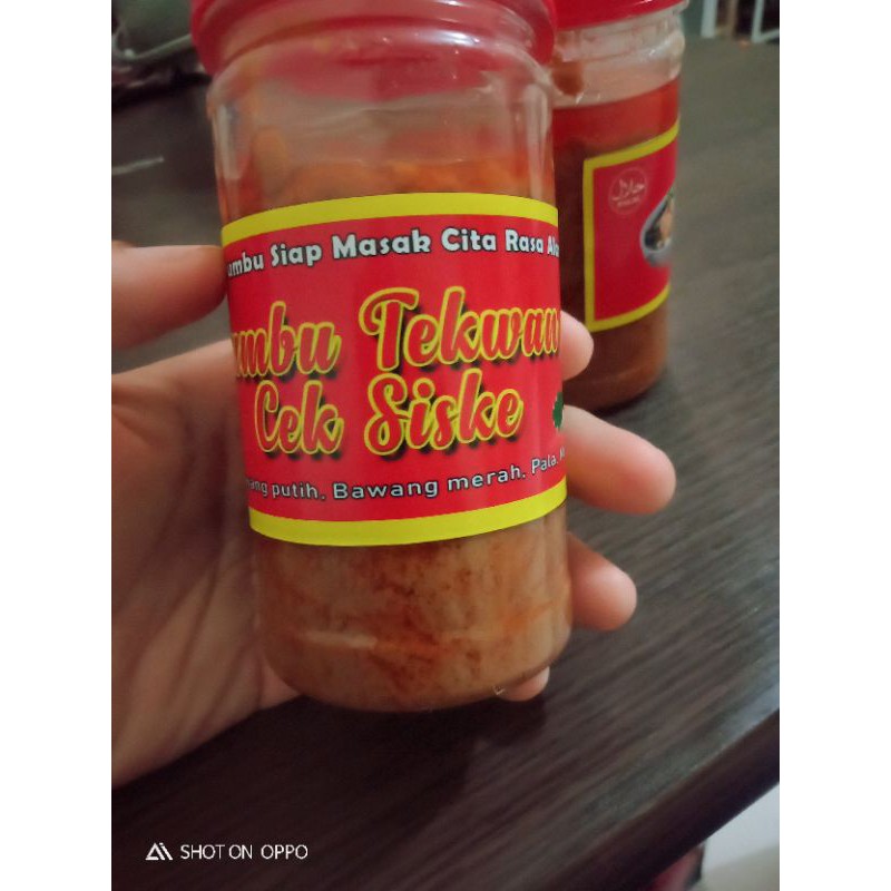 

Bumbu tekwan dan laksan