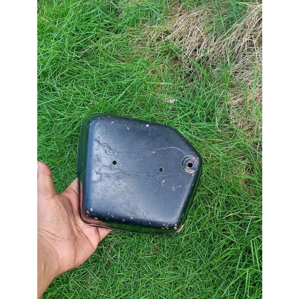 COVER KANAN TUTUP AKI YAMAHA V80 EXELENT YAMAHA SUPER DELUXE ORIGINAL