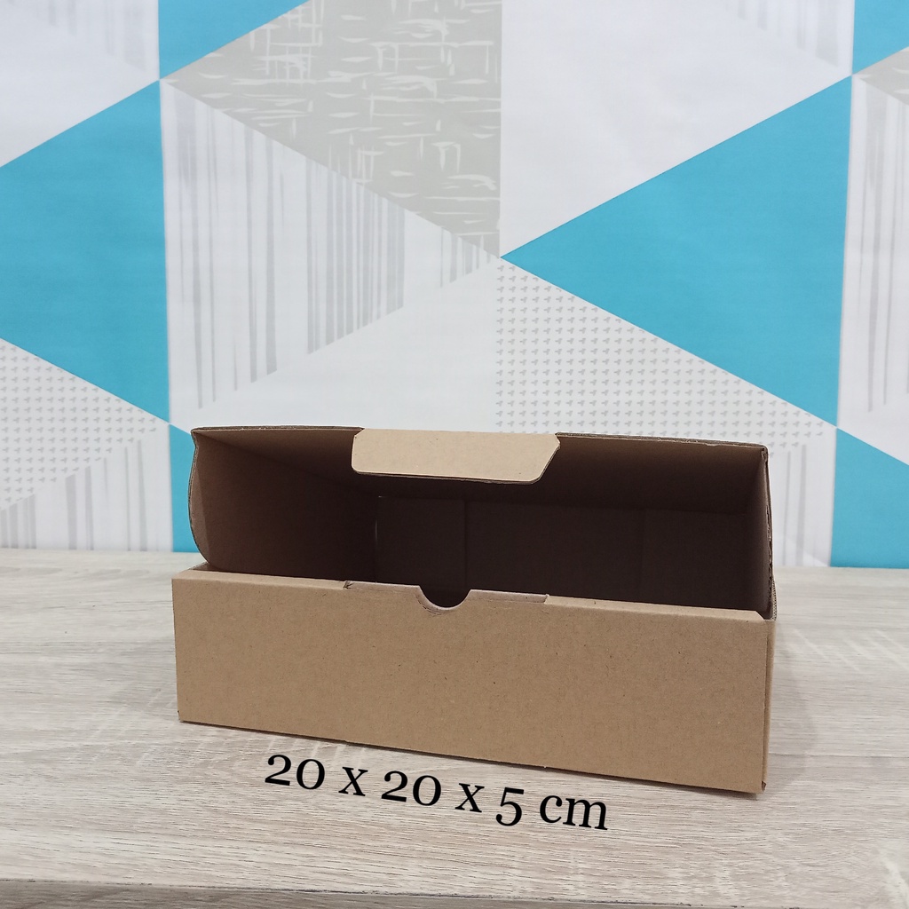 

Kardus 20 x 20 x 5 cm....Die Cut kotak aksesoris dll
