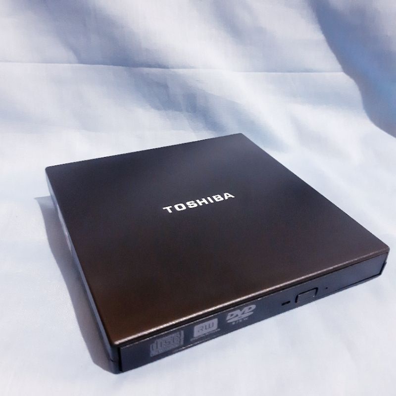 DVD RW EXTERNAL TOSHIBA USB 2.0 SLIM / DVD RW EXTERNAL M-TECH USB 2.0 SLIM - DVDRW EKSTERNAL TOSHIBA USB 2.0 DVDRW EXTERNAL DVD RW EXTERNAL