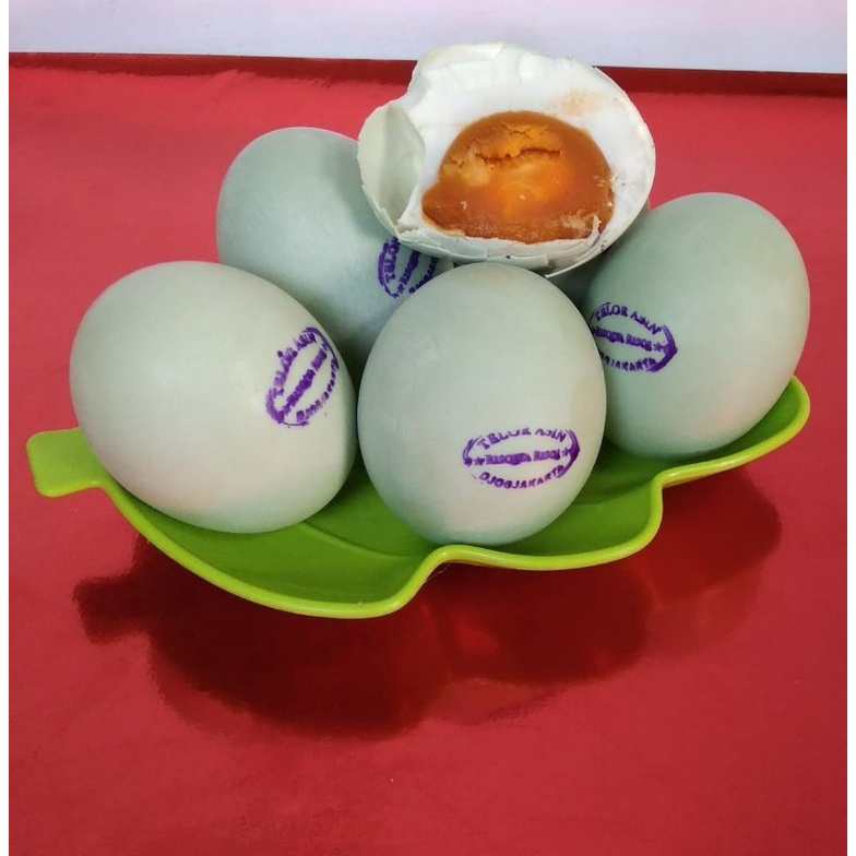 

Telur asin enak, legit dan masir banget harga pe butir 3.500