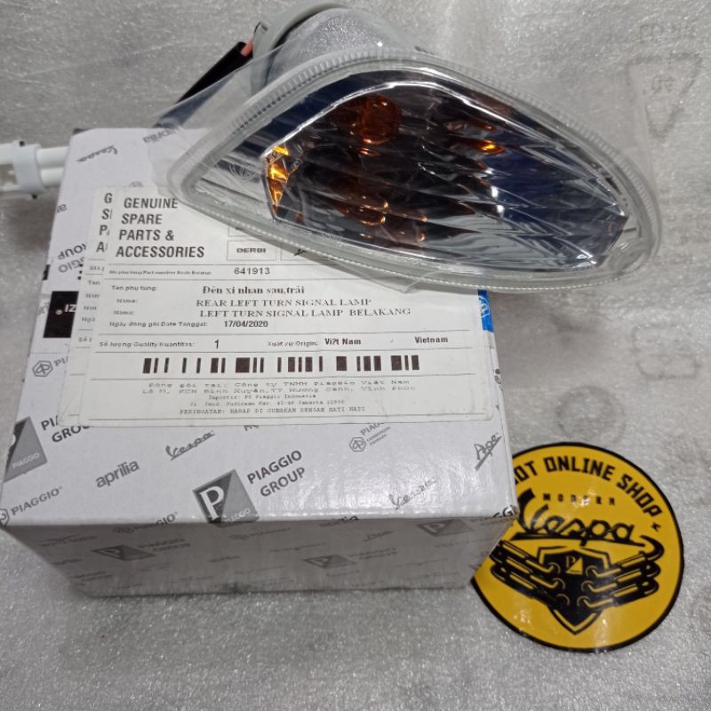 Lampu Sen Belakang Vespa LX S LXV Kiri / Lampu Sein Vespa LX S LXV