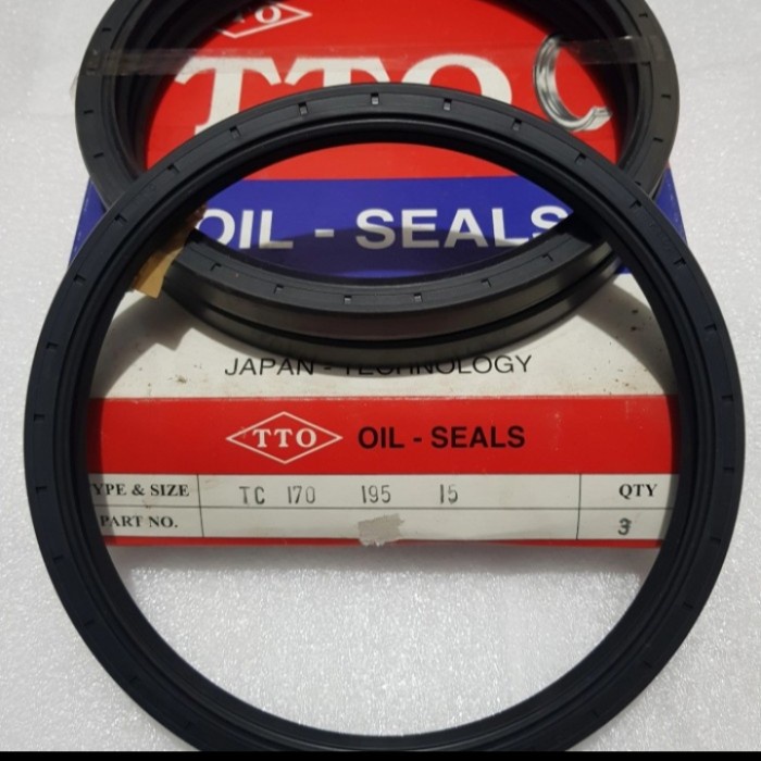 Oil seal TC 170 195 15 TTO