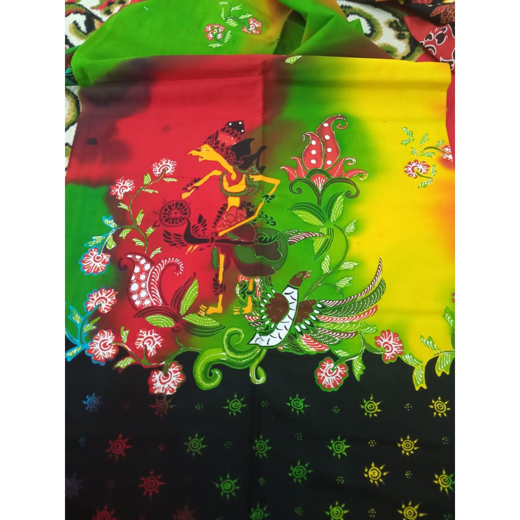 Batik Tulis Motif Wayang