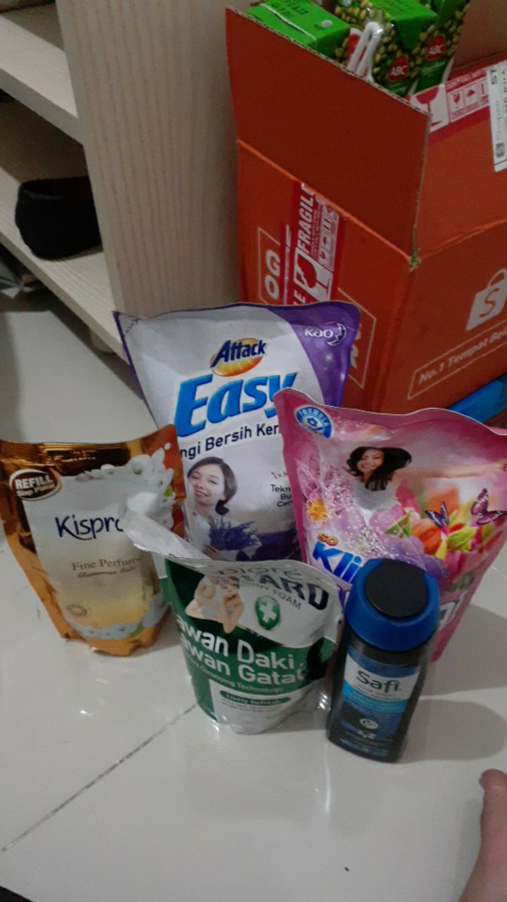 So Klin Pewangi Double Perfume 900 Ml