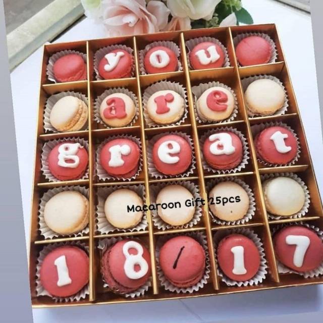

Macaroon gift isi 25pcs