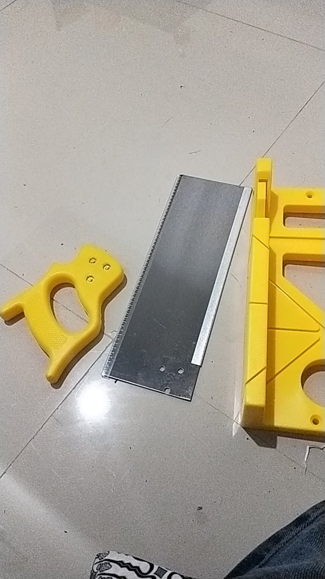 Gergaji Pigura Mitre Box Potong Sudut Figura Back 12inch Impor Model T Ganti Merek Yang Mirip Graji