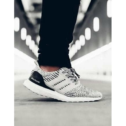 Ready  Sepatu Adidas Ultra Boost 3.0 Oreo White Black Vietnam Grade Original