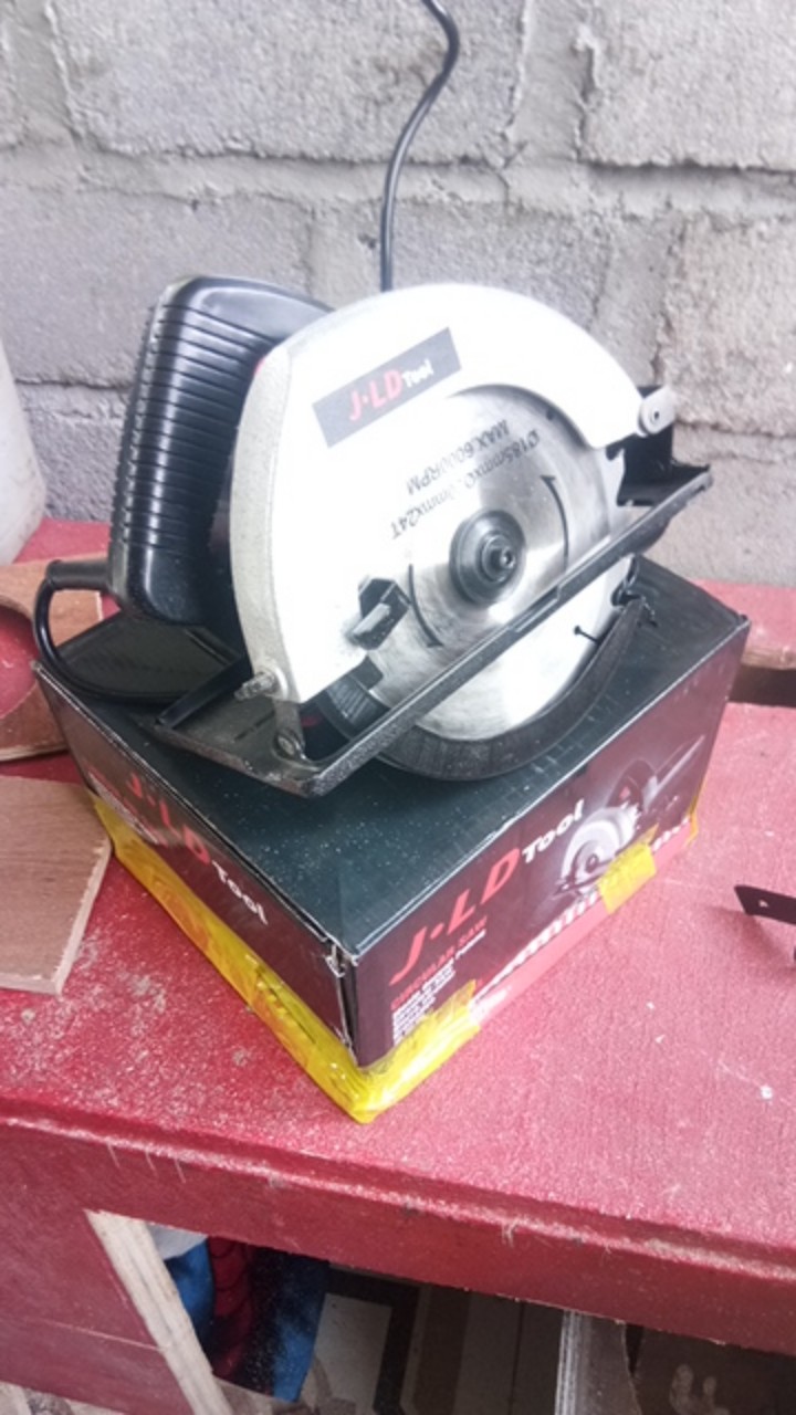 Circular Saw Uchiha Circle Saw Mesin Gergaji Kayu Triplek Uchiha Asli