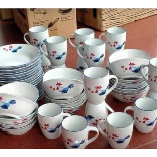 Piring Makan, Mangkok Bakso, Gelas Mug Keramik Motif Ayam Biru 1/2 Lusin