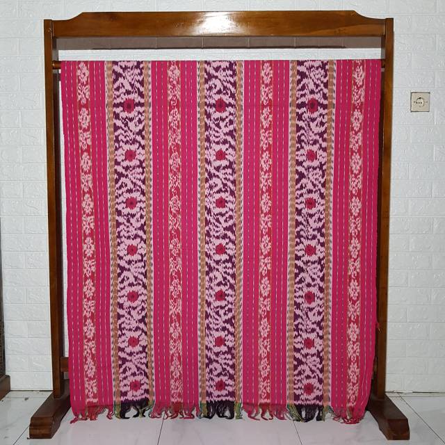 Kain Tenun Pink Ikat Blanket Motif Lombok Nusantara 22 Shopee Indonesia