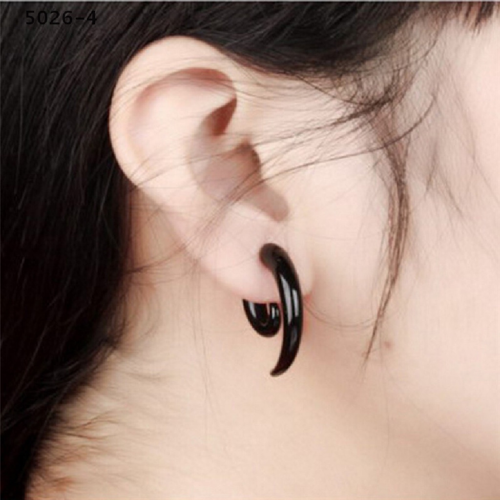 5026-4 Fashion Cool Punk Stud Earrings Rock Men Black Earrings Women PVC Anti Allergy Earrings 5026-4