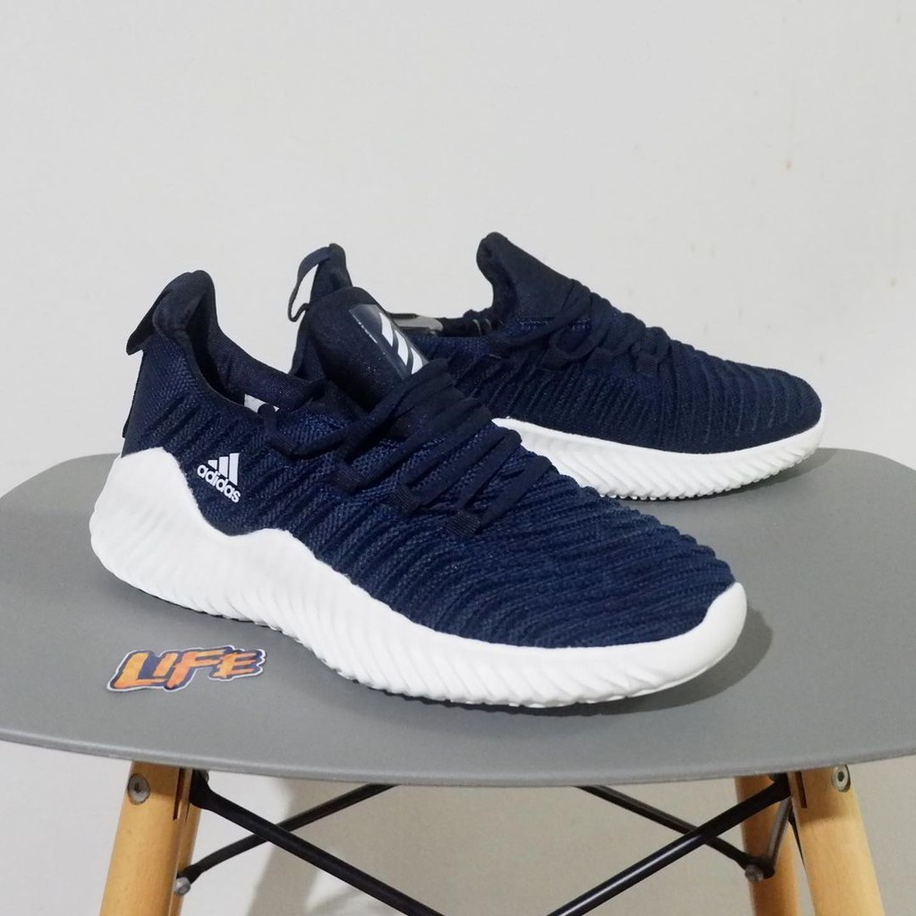Adidas Alphabounce Trainer/Sepatu Adidas Alphabounce/Sepatu Olahraga Adidas/Sneakers
