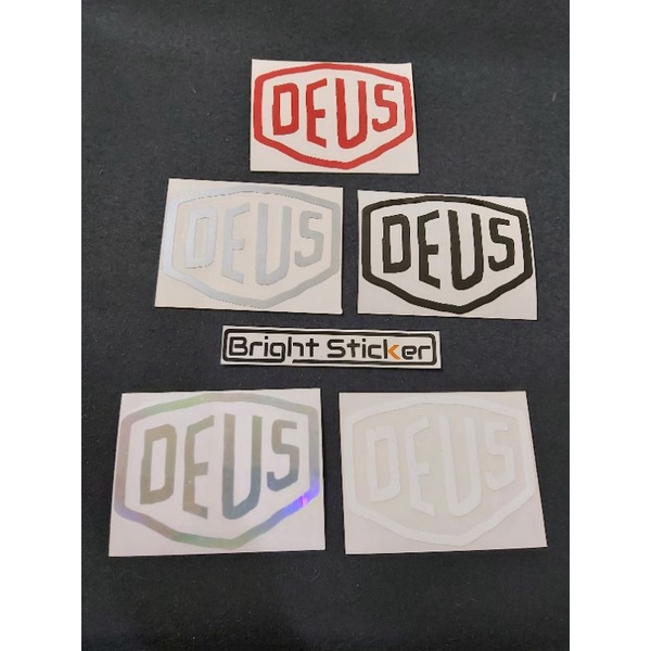 STICKER DEUS CUTTING