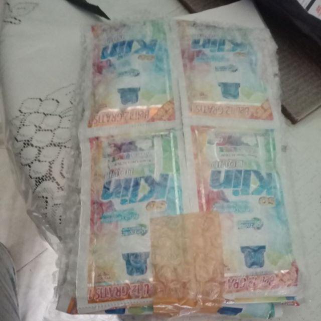 Soklin Liquid Deterjen Cair 24ml Isi 26pcs 1 Wadah